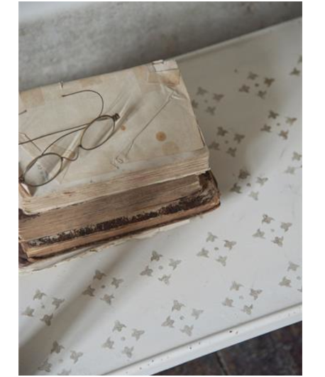 VINTAGE PAINT Stencil Four leaf clover 21 x 16 cm